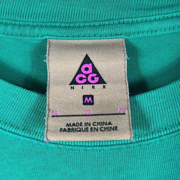 🔥🔥 Vintage NIKE ACG Essential Embroidered Green Tee Men Size Medium - EXCELLEN - Picture 7 of 7